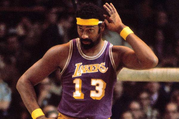 法尔克：拜仁仍在密切关注DV9，同时也对弗兰库利诺-朱感兴趣（法尔克：拜仁仍紧盯DV9，亦对弗兰库利诺-朱有意）