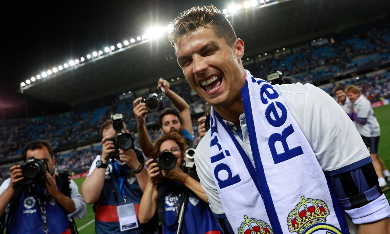 挪威媒体：厄德高周四抵达奥斯陆，将到现场支持挪威队（挪媒：厄德高周四抵奥斯陆，将现场为挪威队助阵）