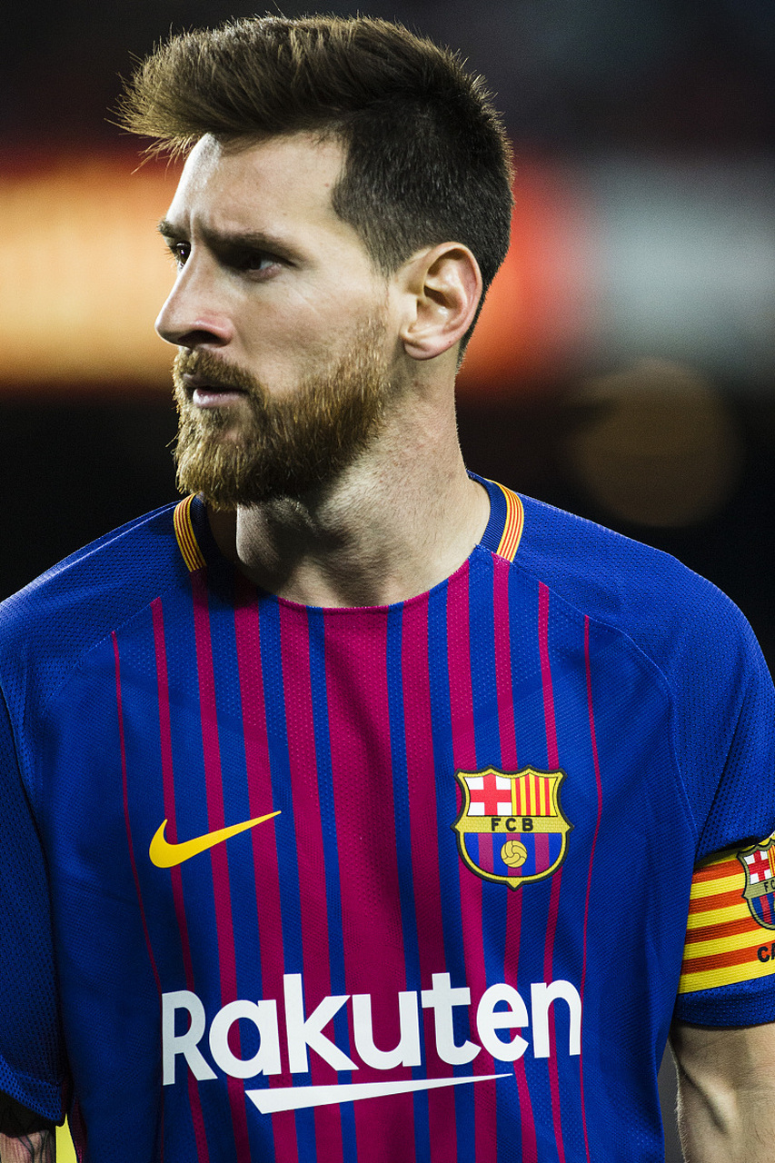 代表三支不同球队连续5场欧冠进球，哈兰德是历史第一人（哈兰德成史上首位先后为三队连续5场欧冠破门的球员）