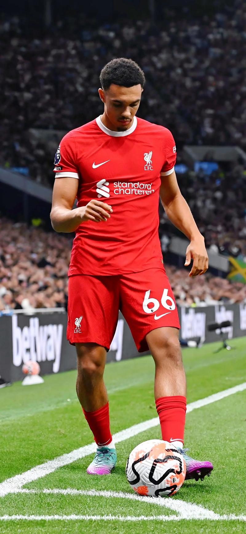 足协举办年度教练研修班，亚欧足球专家进行主题分享（足协举行年度教练研修班，亚欧足球专家带来主题演讲）