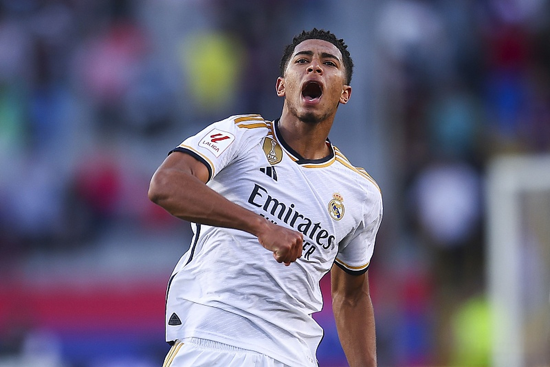 都灵vs克雷莫内塞：杜万-萨帕塔、切-亚当斯首发，瓦尔迪、奥代罗出战（都灵迎战克雷莫内塞：杜万·萨帕塔、切·亚当斯首发登场，瓦尔迪与奥代罗出战）