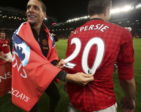 曼城斯特林梅开二度击败热刺（斯特林双响，曼城力克热刺）