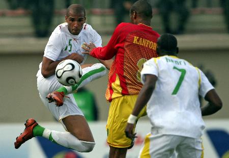 状态回暖！哈登全场投篮24中11，砍下27分4板9助3断（哈登手感复苏：24投11中贡献27分4篮板9助攻3抢断）